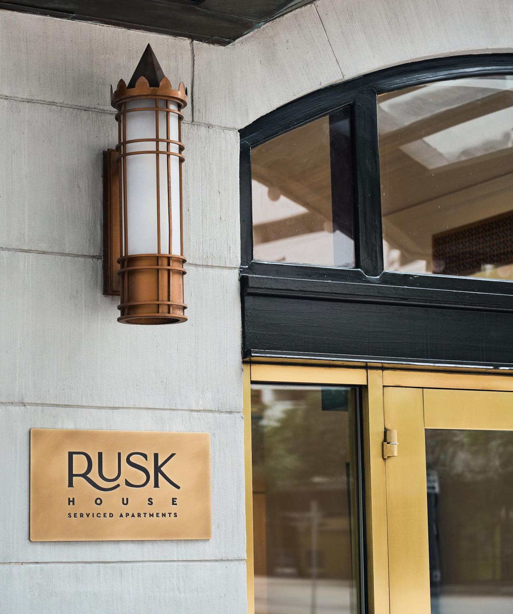 Rusk House Serviced Apartments Houston Exterior photo
